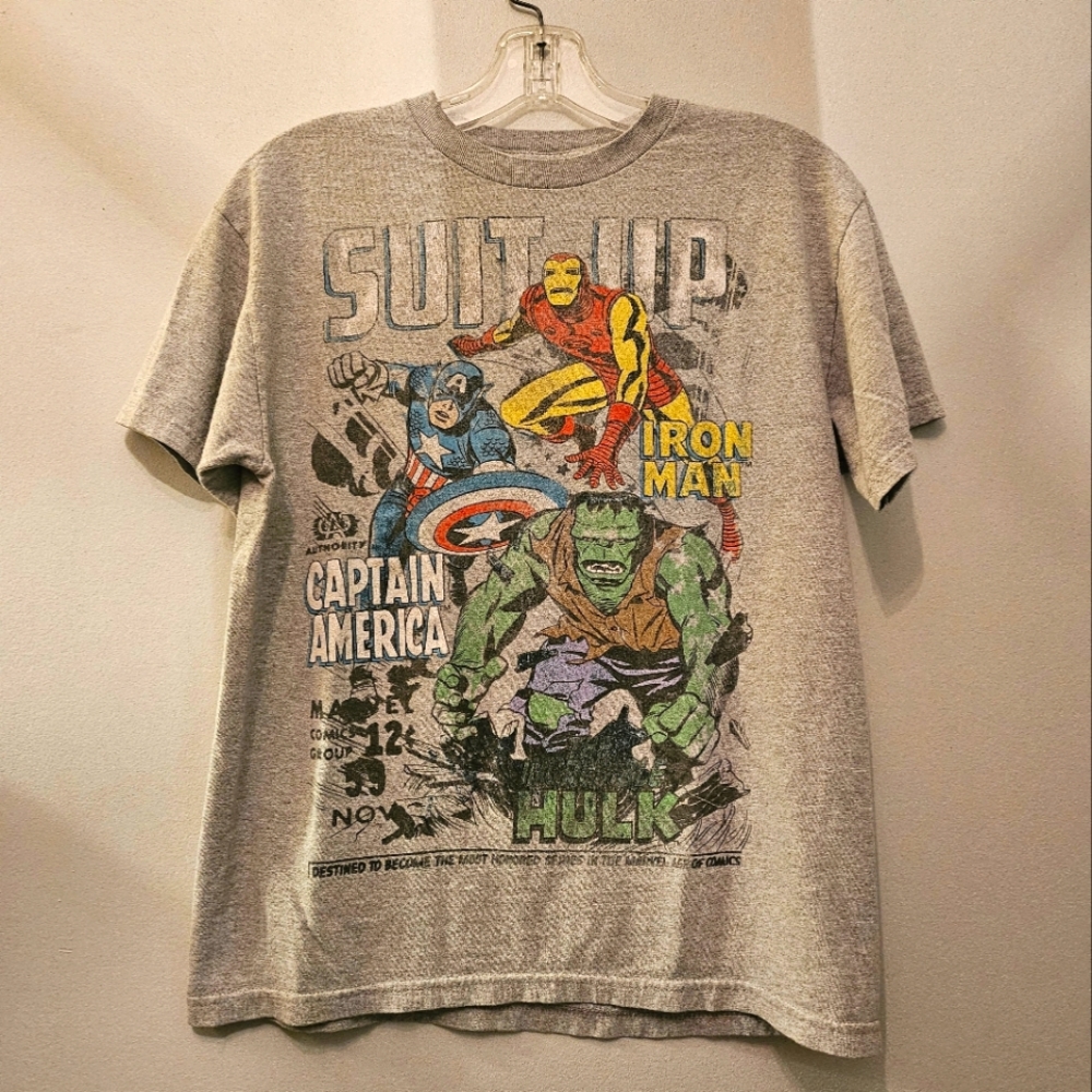 Marvel Suit Up Grey Graphic T-shirt | Size Medium